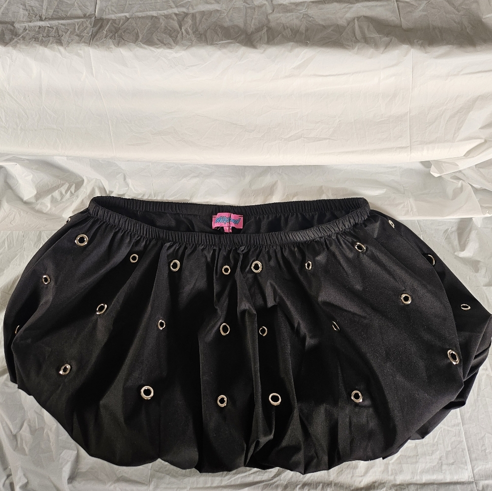 Edikted NWT Black Bubble Skirt with Grommet Detailing